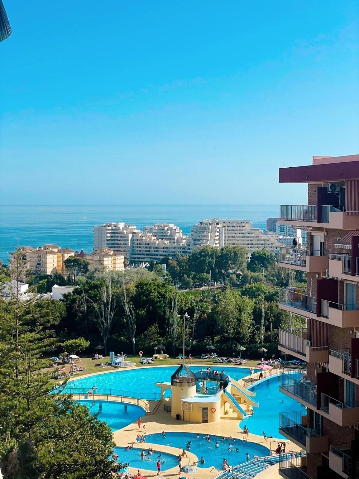 Bythewave Apartments Benalmadena Ngoại thất bức ảnh